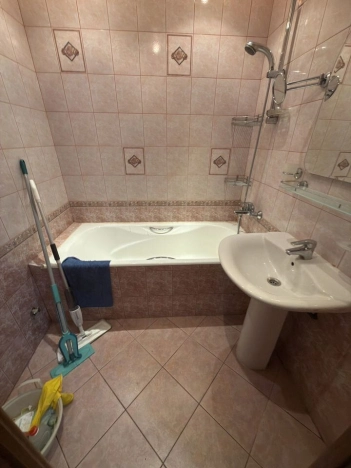 Купить квартиру в Москве. Вариант № 8940945, 22, площадь - квм, цена 21000000 рублей