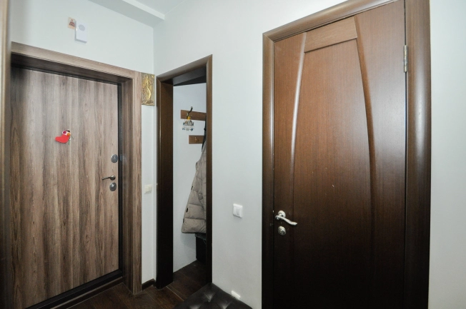 Купить двухкомнатную квартиру в районе Советский в Новосибирске. Вариант № 9427417, 24, площадь -  квм, цена 7300000 рублей