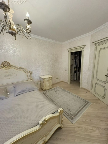 Купить квартиру в Москве. Вариант № 6828928, 12, площадь -  квм, цена 29900000 рублей