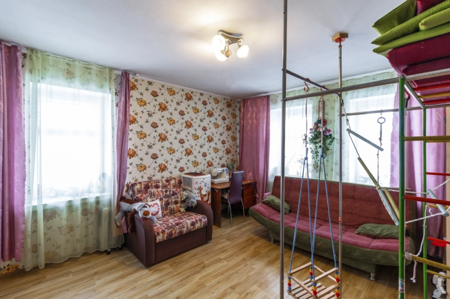 Купить четырехкомнатную квартиру в Омске. Вариант № 22023, 2, площадь -  квм, цена 11450000 рублей