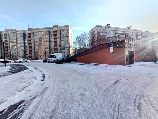 Купить однокомнатную квартиру в районе Калининский в Новосибирске. Вариант № 5460724, 3, площадь -  квм, цена 4990000 рублей