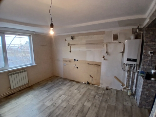 Купить дом на улице Чкалова в Краснодарском крае. Вариант № 24442, 5, площадь -  квм, цена 3900000 рублей