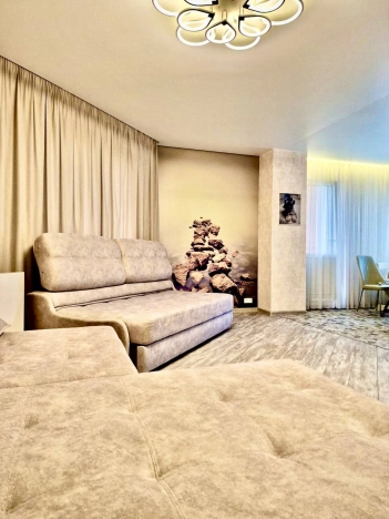 Купить трехкомнатную квартиру в ЖК Первый Зеленоградский в Московской области. Вариант № 46250, 9, площадь -  квм, цена 18500000 рублей