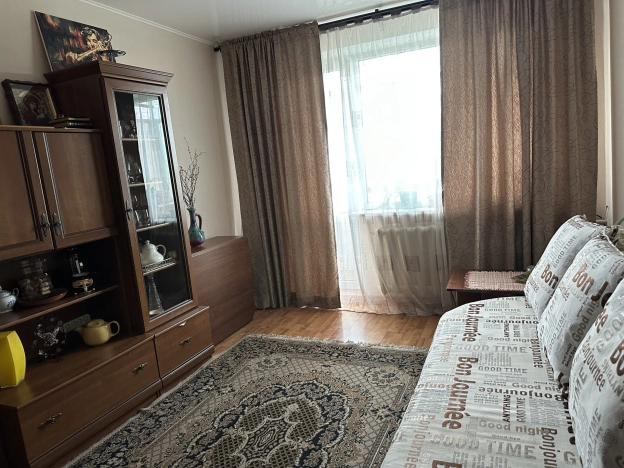 Купить трехкомнатную квартиру в Ростовской области. Вариант № 6912625, 13, площадь -  квм, цена 5800000 рублей