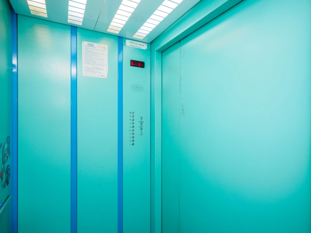 Купить двухкомнатную квартиру в Омске. Вариант № 7248066, 15, площадь -  квм, цена 6900000 рублей