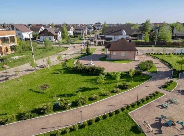 Купить земельный участок в Санкт-Петербурге. Вариант № 9821339, 2, площадь - квм, цена 2508000 рублей