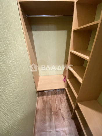 Купить квартиру на улице Молодёжная в Орске. Вариант № 1056621, 6, площадь - квм, цена 3700000.0000 рублей