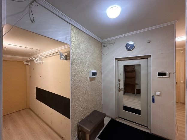 Купить трехкомнатную квартиру у метро Горьковская в Санкт-Петербурге. Вариант № 1719144, 15, площадь -  квм, цена 10600000 рублей