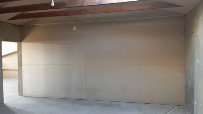 Купить трехкомнатную квартиру на улице Новороссийское шоссе в Краснодарском крае. Вариант № 10094, 9, площадь -  квм, цена 8798000 рублей