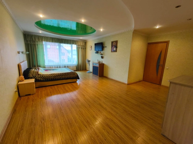 Купить дом в Москве. Вариант № 8417, 33, площадь - квм, цена 25750000 рублей