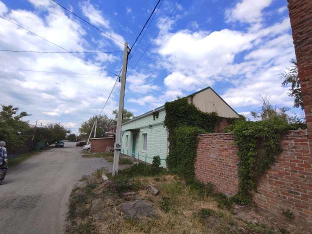 Купить коммерческую недвижимость свободного назначения в Таганроге. Вариант № 45628, 2, площадь -  квм, цена 2100000 рублей