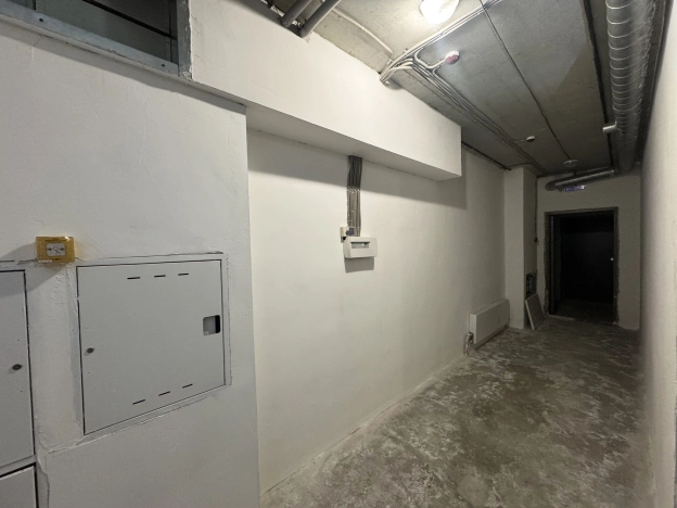 Купить коммерческую недвижимость в Новосибирске. Вариант № 8409202, 11, площадь -  квм, цена 10970000 рублей