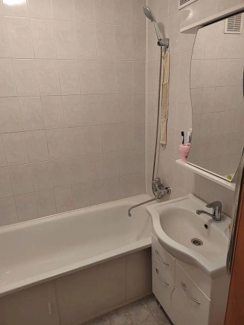 Купить квартиру в Белгороде. Вариант № 10068092, 6, площадь -  квм, цена 7900000 рублей