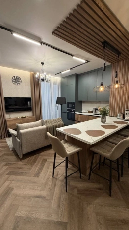 Купить квартиру в Москве. Вариант № 10625358, 21, площадь -  квм, цена 50000000 рублей