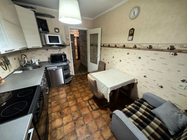 Снять квартиру в Калининграде. Вариант № 9735626, 9, площадь -  квм, цена 35000 рублей