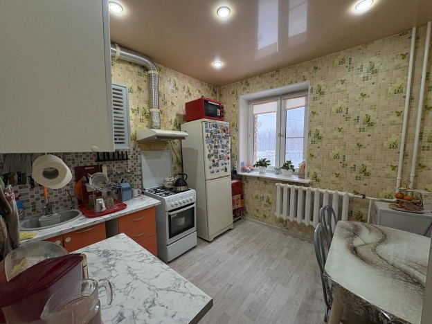 Купить двухкомнатную квартиру в Микрорайоне Ручейный, Сыктывкар в Сыктывкаре. Вариант № 13826, 6, площадь -  квм, цена 5500000 рублей