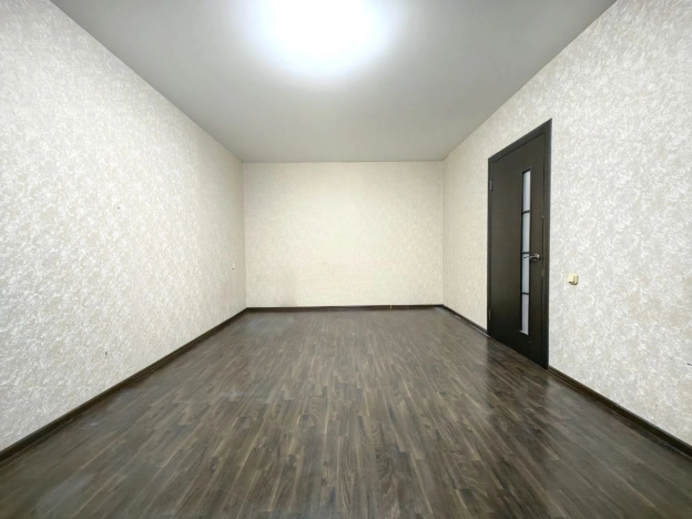 Купить квартиру в Смоленске. Вариант № 9265048, 1, площадь -  квм, цена 3370000 рублей