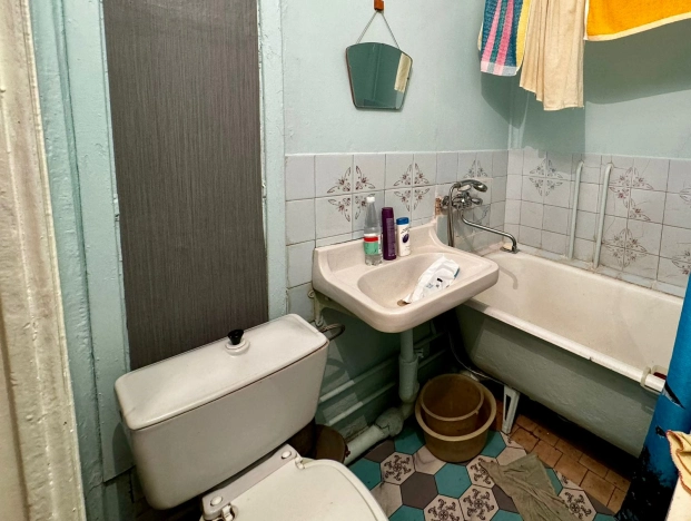 Купить однокомнатную квартиру в Иркутской области. Вариант № 8904000, 3, площадь -  квм, цена 2499999 рублей