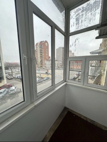 Купить четырехкомнатную квартиру в районе Кировский в Ростове-на-Дону. Вариант № 806176, 1, площадь -  квм, цена 9499999 рублей