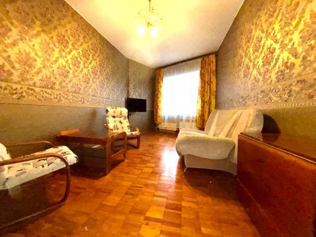 Купить квартиру в Архангельске. Вариант № 9003121, 7, площадь -  квм, цена 7100000 рублей