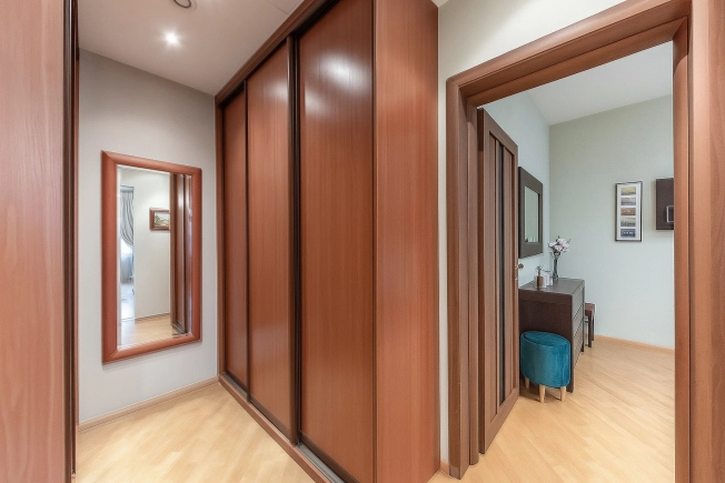 Купить квартиру в Москве. Вариант № 9089382, 15, площадь -  квм, цена 35999000 рублей