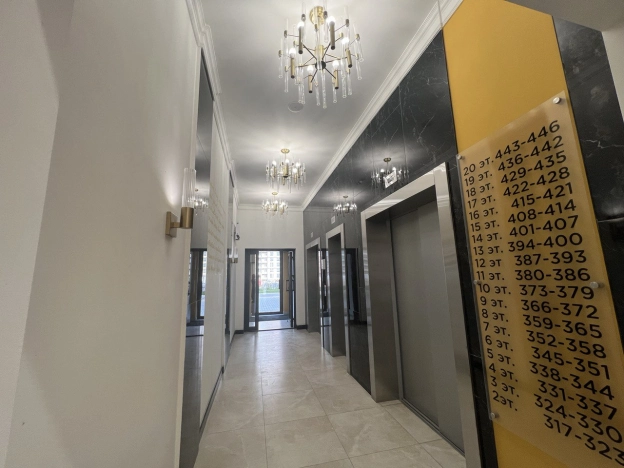 . Вариант № 25693, 23, площадь - 50 квм, цена 6990000 рублей