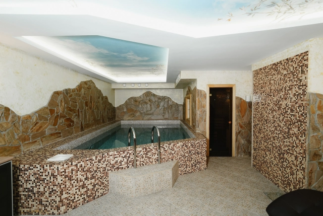 Купить дом в Омске. Вариант № 1418502, 22, площадь -  квм, цена 69000000 рублей