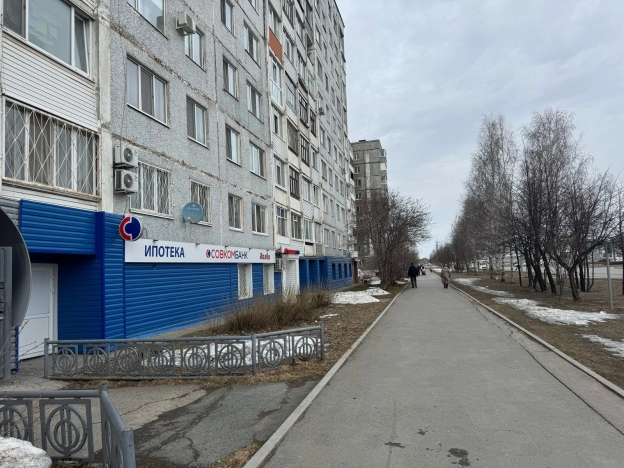 Снять коммерческую недвижимость в Тобольске. Вариант № 335773, 3, площадь -  квм, цена 130000 рублей