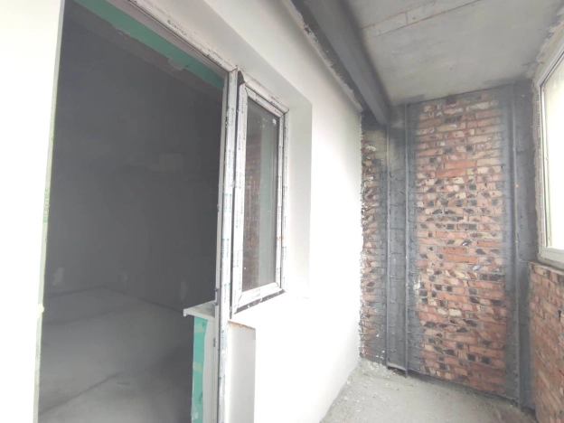 Купить однокомнатную квартиру в Омске. Вариант № 7841411, 6, площадь -  квм, цена 3654000 рублей