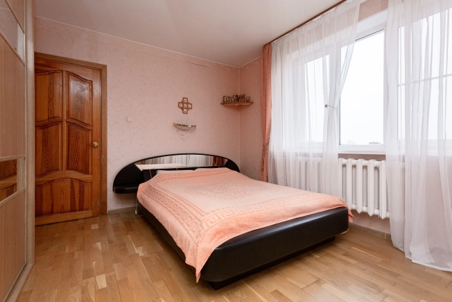 Купить трехкомнатную квартиру в Калининградской области. Вариант № 10222246, 4, площадь -  квм, цена 9300000 рублей