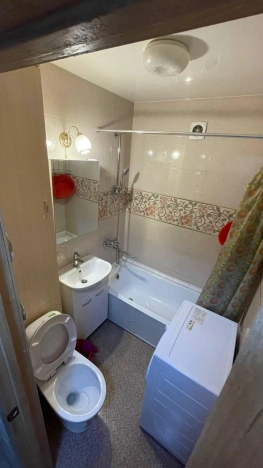 Купить двухкомнатную квартиру в Новосибирской области. Вариант № 10419619, 5, площадь -  квм, цена 3000000 рублей