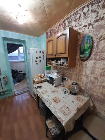 Купить однокомнатную квартиру в районе Центральный в Элисте. Вариант № 18332, 4, площадь -  квм, цена 3758000 рублей