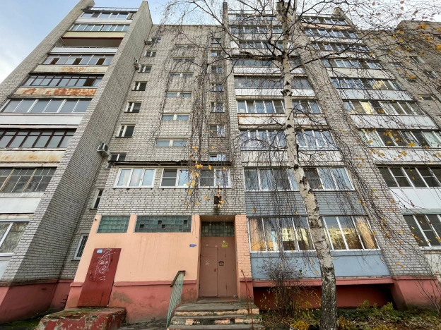 Купить трехкомнатную квартиру в Воронеже. Вариант № 2006641, 2, площадь -  квм, цена 4700000 рублей