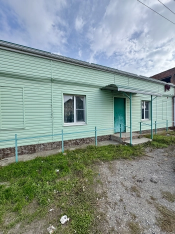 Купить коммерческую недвижимость свободного назначения в Таганроге. Вариант № 45628, 1, площадь -  квм, цена 2100000 рублей