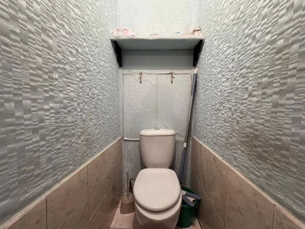 Купить трехкомнатную квартиру на вторичке в Микрорайоне 6А, Ангарск в Ангарске. Вариант № 33467, 15, площадь -  квм, цена 5150000 рублей