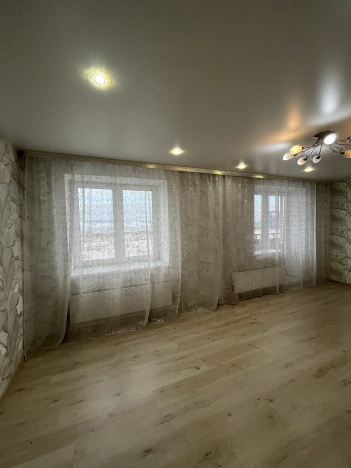 Купить трехкомнатную квартиру в районе Октябрьский в Улан-Удэ. Вариант № 9746956, 0, площадь - квм, цена 10050000 рублей