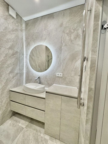 Купить квартиру в Москве. Вариант № 10434894, 7, площадь -  квм, цена 21000000 рублей