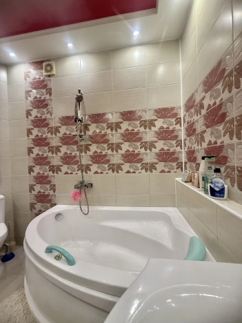 Купить однокомнатную квартиру в Волгограде. Вариант № 14446, 16, площадь -  квм, цена 6300000 рублей