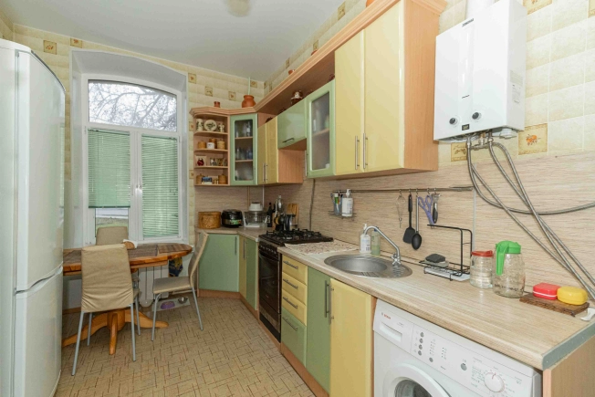 Купить четырехкомнатную квартиру в Владимирской области. Вариант № 9092610, 12, площадь -  квм, цена 6499999 рублей