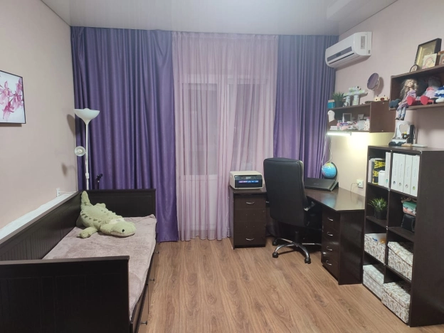 Купить квартиру в Таганроге. Вариант № 4021, 5, площадь -  квм, цена 7200000 рублей