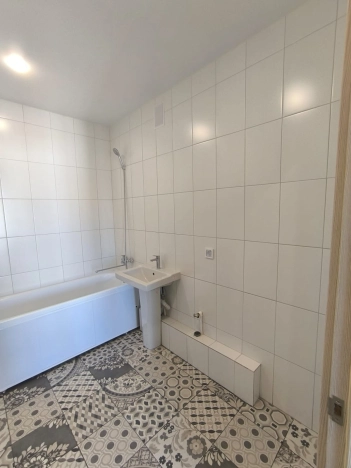 Купить трехкомнатную квартиру в районе Октябрьский в Пензе. Вариант № 8932424, 7, площадь -  квм, цена 6050000 рублей