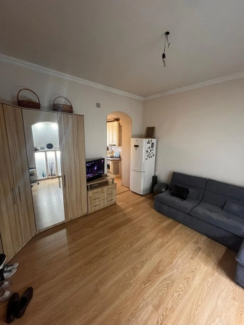 Купить двухкомнатную квартиру на улице имени Калинина в Краснодаре. Вариант № 8725, 4, площадь -  квм, цена 3400000 рублей