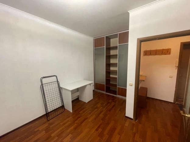 Снять квартиру в Московской области. Вариант № 8354404, 8, площадь - квм, цена 35000 рублей