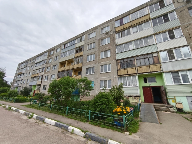 Купить трехкомнатную квартиру на улице Академика Иванова в Московской области. Вариант № 52451, 17, площадь - квм, цена 4700000 рублей