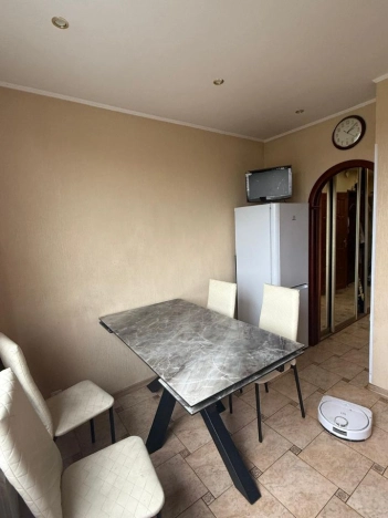 Купить квартиру в Москве. Вариант № 9817522, 2, площадь -  квм, цена 25000000 рублей