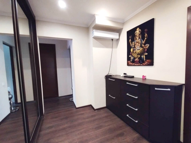 Купить квартиру на улице Серебрянский проезд в Перми. Вариант № 9230717, 0, площадь -  квм, цена 7200000 рублей