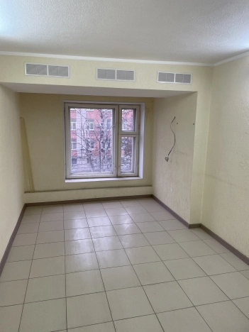 Купить коммерческую недвижимость свободного назначения в Сыктывкаре. Вариант № 3926, 0, площадь -  квм, цена 5830000 рублей