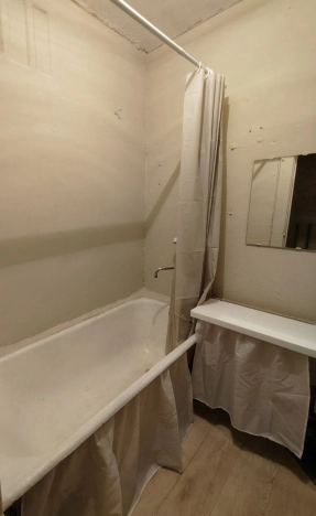 Купить комнату у метро Площадь Маркса в Новосибирске. Вариант № 2523056, 5, площадь -  квм, цена 1150000 рублей