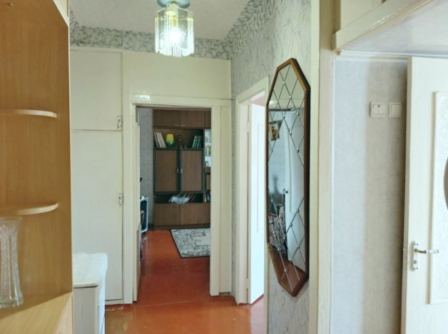 Купить трехкомнатную квартиру в Ростовской области. Вариант № 6239266, 4, площадь -  квм, цена 5500000 рублей