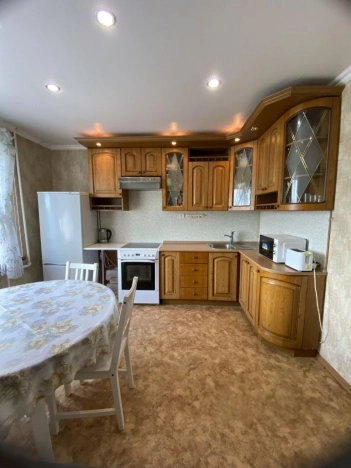 Купить однокомнатную квартиру в Омске. Вариант № 2397104, 0, площадь -  квм, цена 3100000 рублей